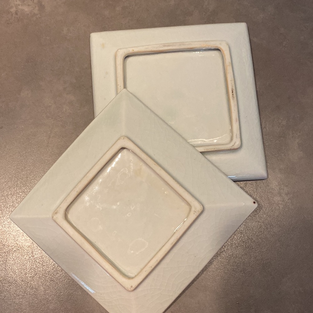 Two vintage small plates - Picture 8 of 9